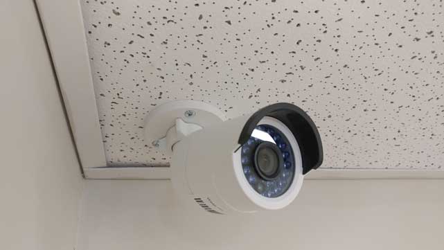 Как установить камеру на подвесной потолок?